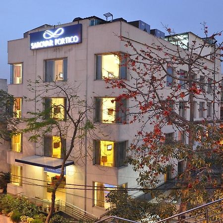 Sarovar Portico Naraina, Hotel New Delhi Bagian luar foto